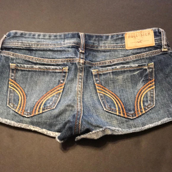 Hollister shorts size 0 or 24 waist - Picture 3 of 4
